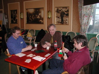 Bjørn Bruun, Sigmund E. Jørgensen og Geir Hansen (Sigmund har full oversikt som spillefører)